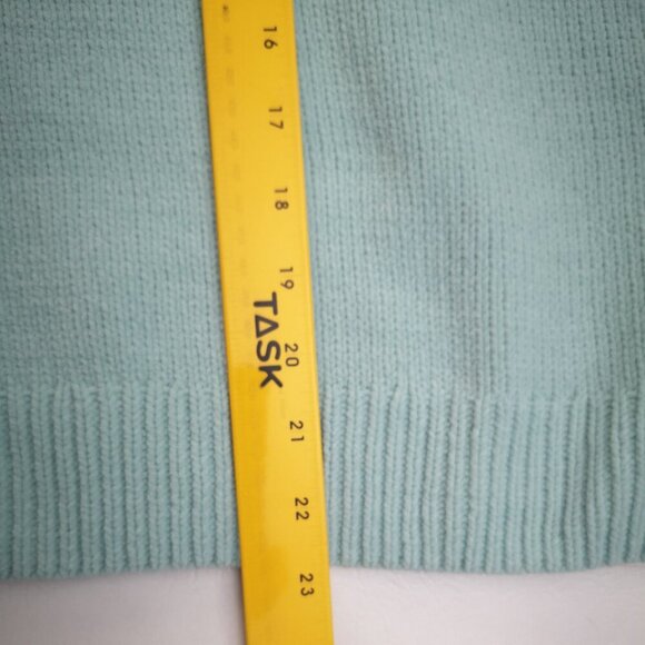 Pennmans Ladies Size Large Loose Fit Mint Green Turtleneck Sweater - Picture 9 of 9